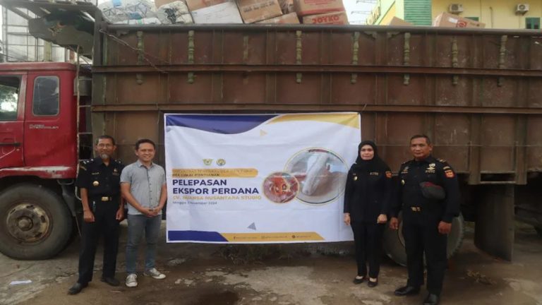 4,8 Ton Produk Rumah Tangga UMKM Pontianak Diekspor ke Malaysia