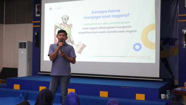 Edukasi Lingkungan dan Keuangan untuk Siswa SMA di Kemenkeu