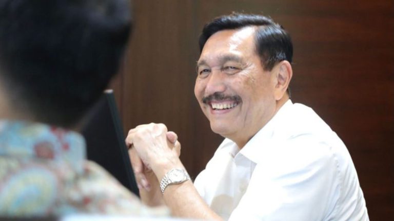 Luhut Minta Moratorium Perizinan di Bali Hingga 2026