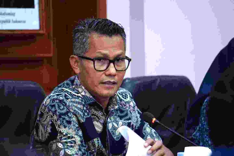 Perekonomian Global 2025 dan Dampaknya pada Indonesia