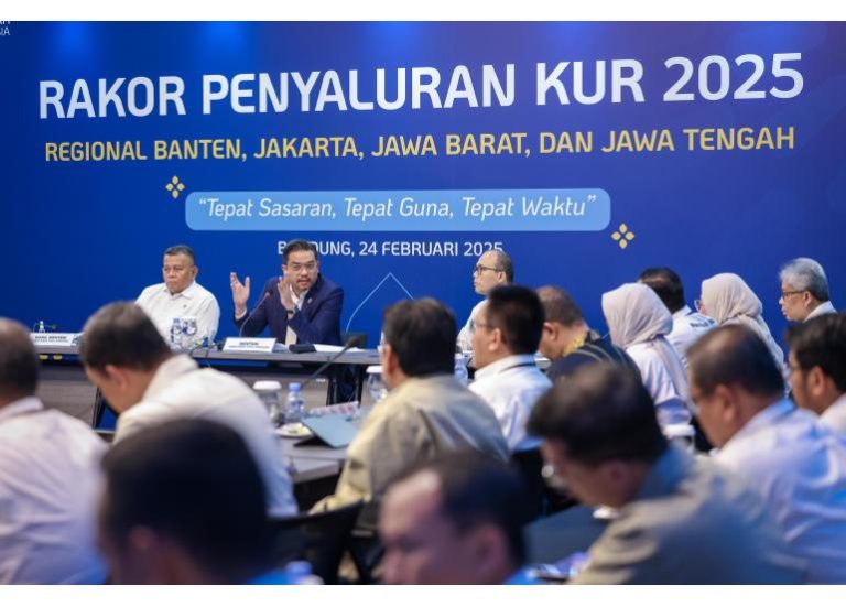 KUR 2025 Siap Salurkan Rp300 Triliun untuk UMKM Indonesia