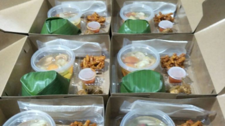Dapur Mbak Yem Makin Eksis di Era Digital Berkat Pendampingan Mahasiswa