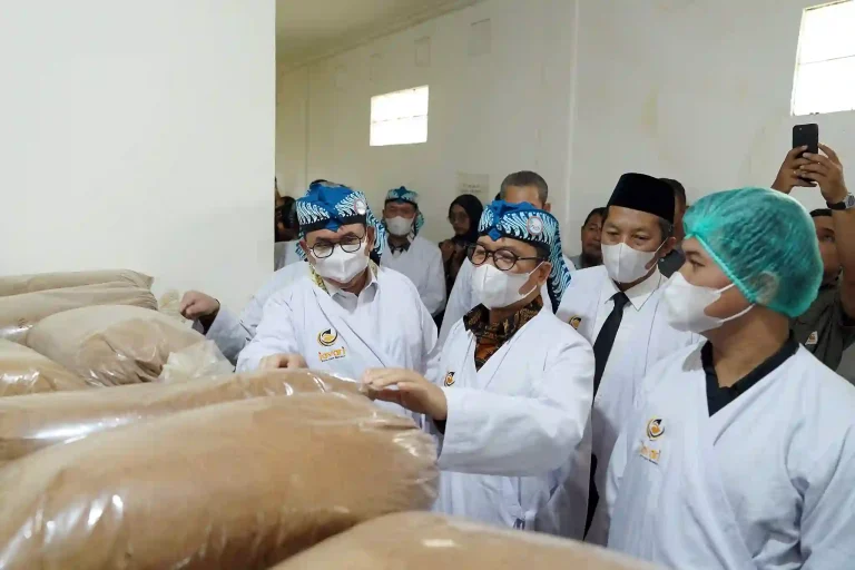 BUMDes Kabul Ciptaku Sukses Ekspor Gula Kelapa ke Eropa