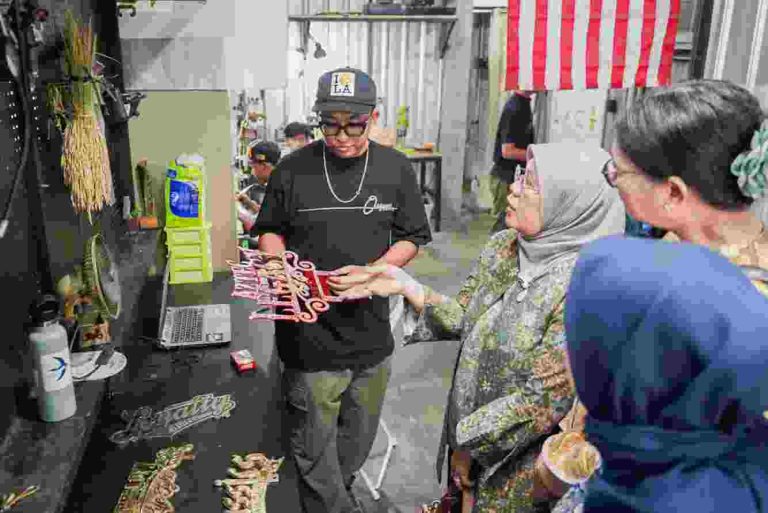 Geti Media UKM - Ekspor Kerajinan Indonesia Tembus Amerika dan Eropa