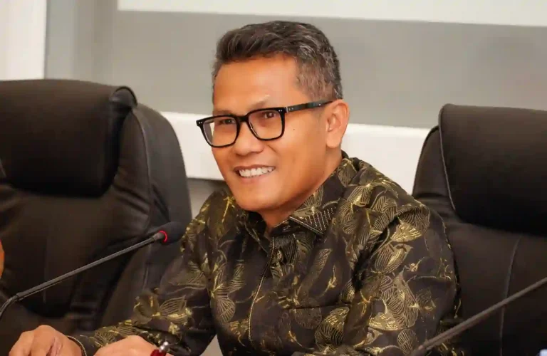Geti Media UKM - Harga Bahan Baku Naik Pengaruhi Industri Manufaktur Indonesia