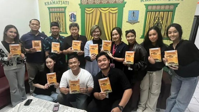 Geti Media - Gebyar UMKM Condet, Booklet Praktis untuk Dorong Digitalisasi Usaha Betawi