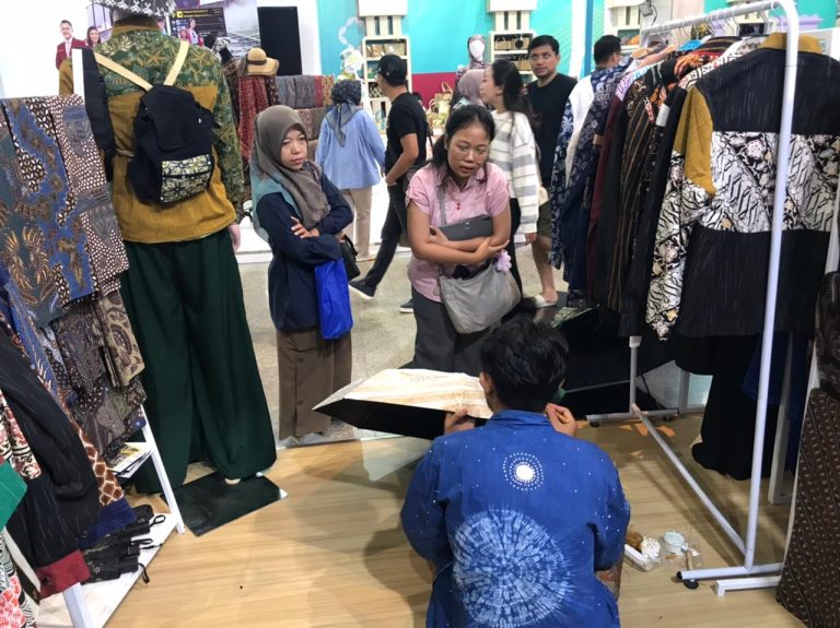 Geti Media UKM - UMKM Binaan Pertamina Catat Kenaikan Omzet 62% di Inacraft 2025